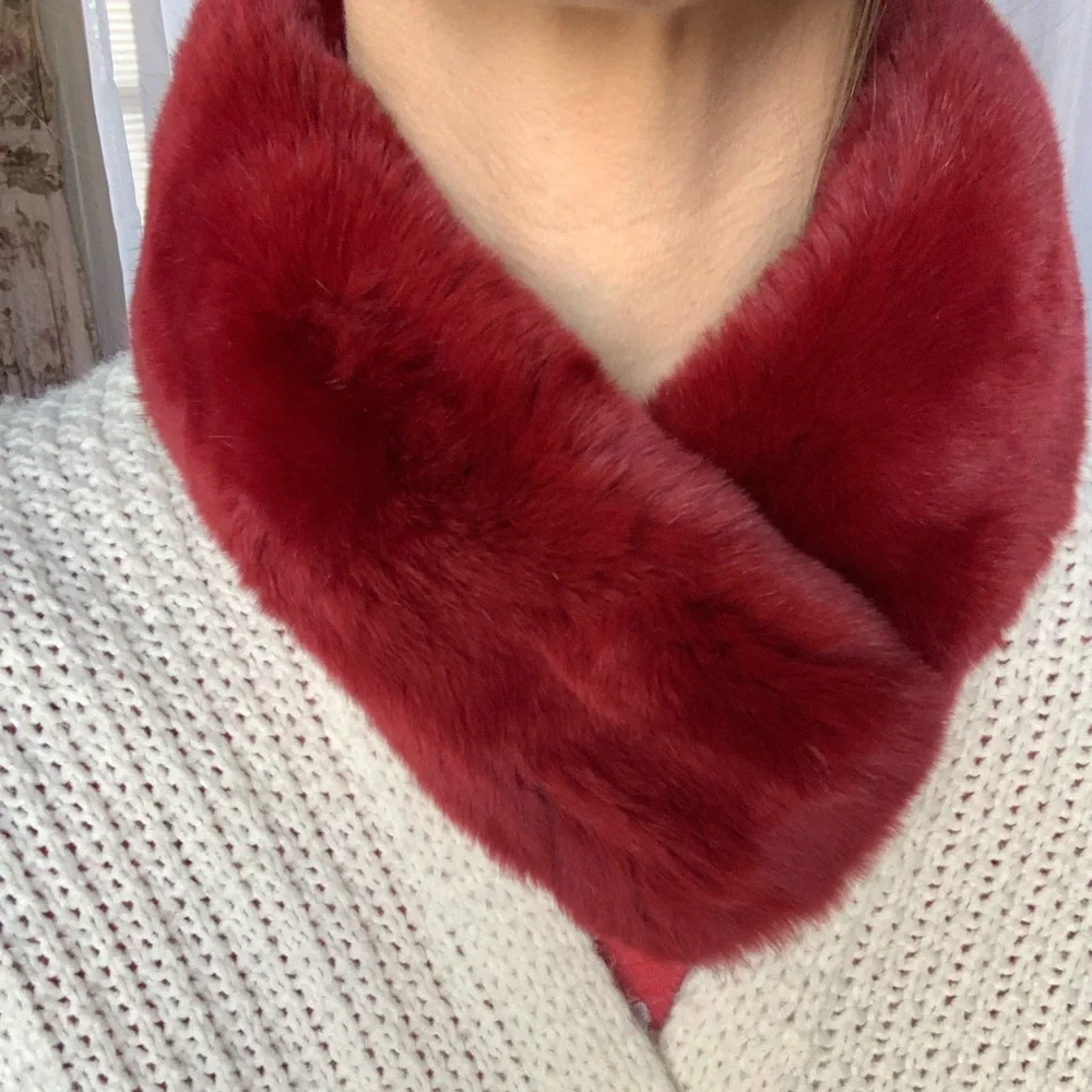Scarlet Rex Rabbit Fur Collar - Picture 1 of 8
